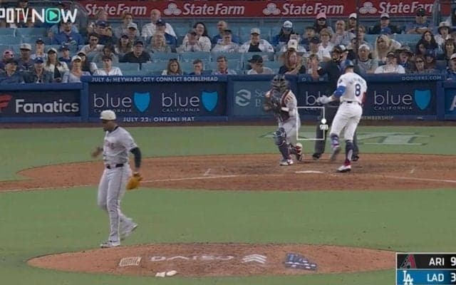 なぜかブチギレ！ “元・巨人の最速助っ人”のリアクションがヤバすぎる　ド軍打線を剛速球で三振締め「叩きすぎだろw」「巨人に戻ってきて」