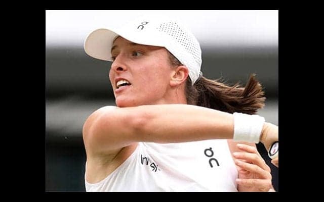  女王 ウィンブルドン3回戦敗退 