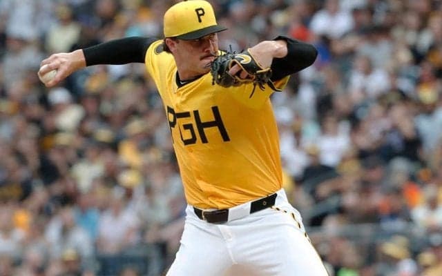 怪物22歳は球宴「先発すべき」　歴史的快投以外に米記者注目…美人彼女が「惹きつける」