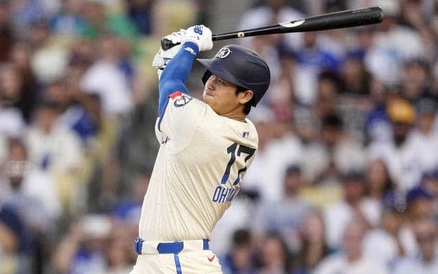 大谷翔平、30歳初アーチ！ 飛距離131メートルの特大弾 MLB通算200号に王手の4試合ぶり28号 年間50本ペースでナ・リーグのトップ独走 日米通算500得点達成