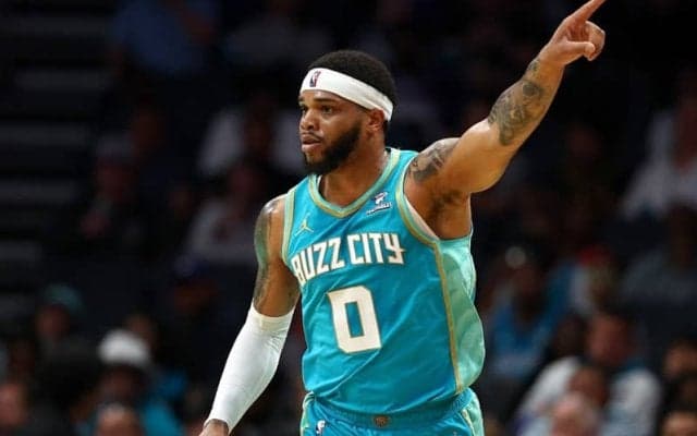 26歳のフォワード、マイルズ・ブリッジズが3年約120億円でホーネッツとの再契約に合意