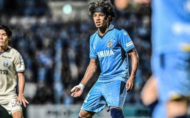 【磐田が土壇場の同点劇で、川崎を相手に獲得した勝点１の重みとエース復活の意味(2)】山田を入れ、ジャーメインを残した横内監督の選択……準備していた攻撃的な戦い方
