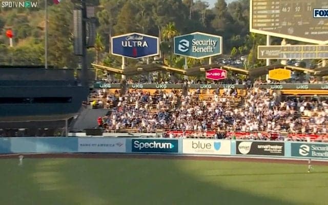 大谷翔平の“爆速”28号弾丸アーチに外野手“確信ジョグ”　誰も追いかけない驚異の打球…振り向けば“もう着弾”異次元の瞬間