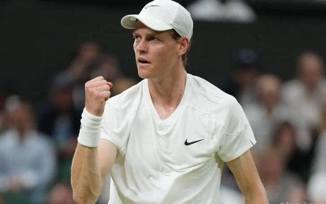 世界1位のシナーが3年連続8強! シェルトンのビッグサーブを攻略[ウィンブルドン]