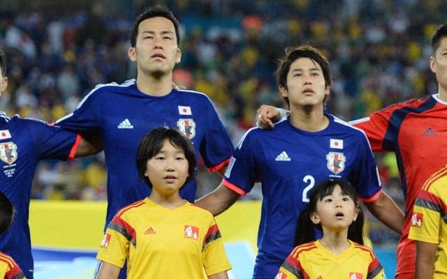 「めっちゃ笑顔」「うっちーの髭珍しい」LAギャラクシーの吉田麻也と山根視来、中央には内田篤人!? ファンが話題に「久々のまやあつ」