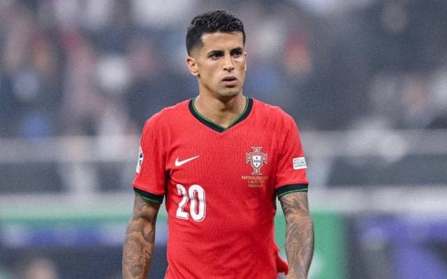 バルセロナでのプレー継続は難しいカンセロ、代理人がインテル＆ユベントス復帰の可能性探る