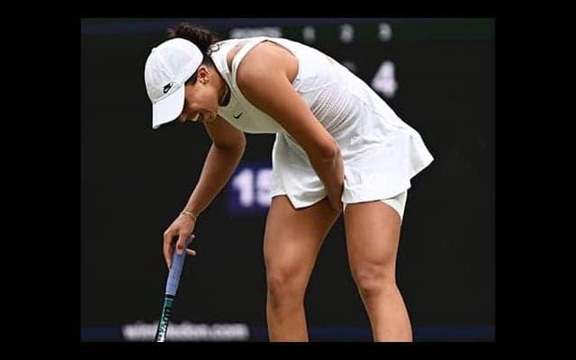  勝利目前から一転、負傷で涙の棄権 