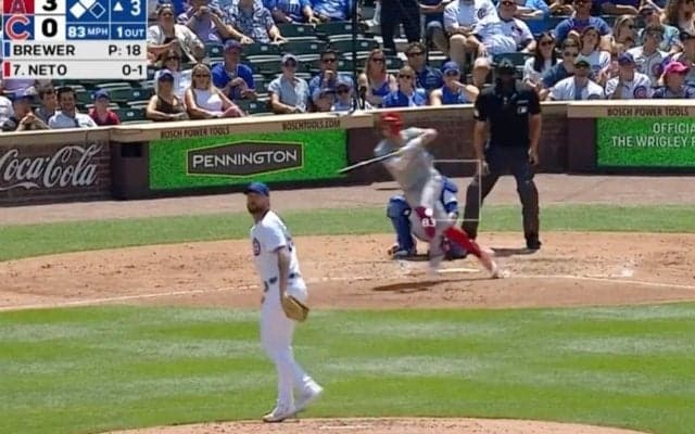 一体、どうなってんだよ！ “大谷翔平そっくり”の打撃フォーム→エ軍・ネトの“謎の打ち方”がヤバすぎると話題に「なんなのこれw」「忍者かな」