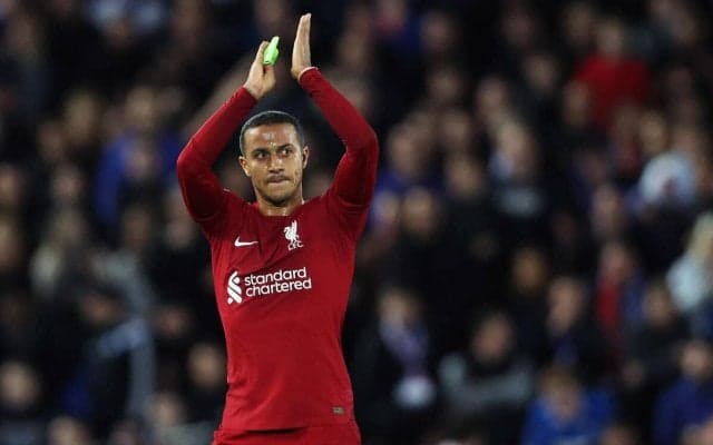 ケガに泣かされたチアゴ・アルカンタラが33歳で現役引退、古巣バルセロナのコーチングスタッフ入りへ