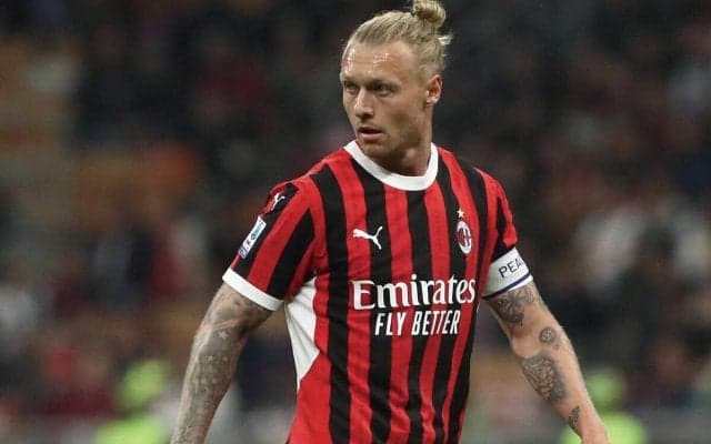 ミラン退団で無所属のシモン・ケアー、古巣の宿敵ガラタサライから関心か