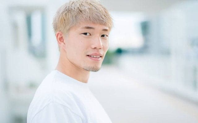 浦和レッズSB・荻原拓也のクロアチア奮闘記「足はボロボロ。ピッチはデコボコ。シャワーも浴びられない」