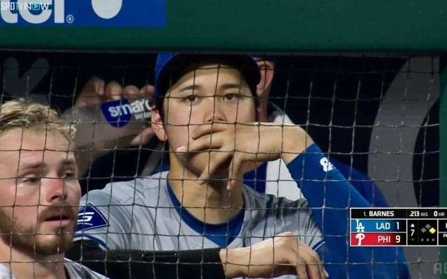 大谷翔平、今季5度目の途中交代で敵地大ブーイング メジャー通算200号ならず ドジャース大敗で“野手登板”も