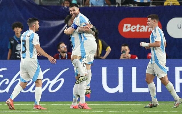 盤石の試合運びでアルゼンチンが連覇に王手！メッシにも待望の初ゴールで士気は最高潮に【コパ・アメリカ2024】