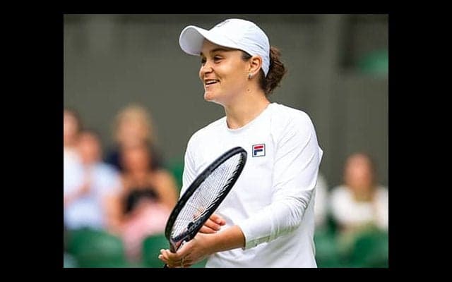 女王バーティ、ウィンブルドンに帰還