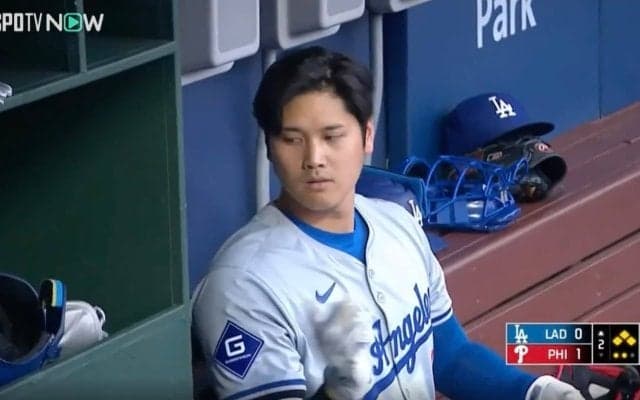 大谷翔平がキレた？ 一体、何が起きた…！？ 酷すぎる“疑惑の判定”→ベンチで見せた“リアクション”がヤバすぎる　ファン騒然「そりゃキレるだろ」「大谷さんが珍しいな」