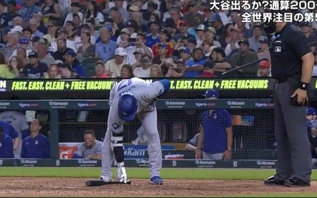 えっ？ 大谷翔平、何かが変わった…！？ 決勝タイムリー前に見せた“動き”がヤバすぎる　ファン騒然「めっちゃ打ちそうオーラ」「やたら落ち着いてるな」