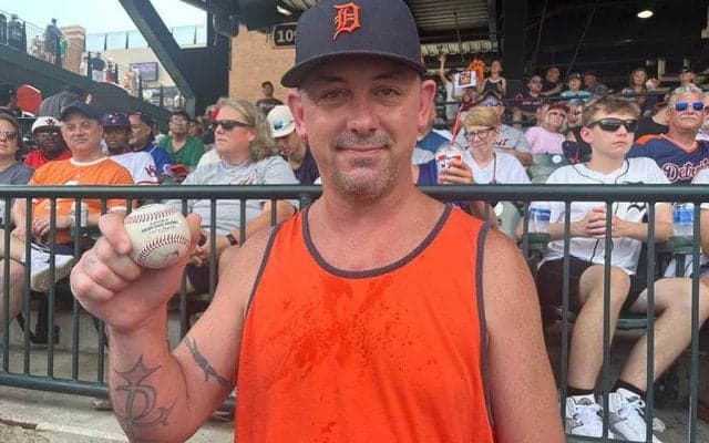 大谷翔平HRキャッチ、敵軍ファン大感激も「絶対に返すよ」　地元TV局も緊急中継