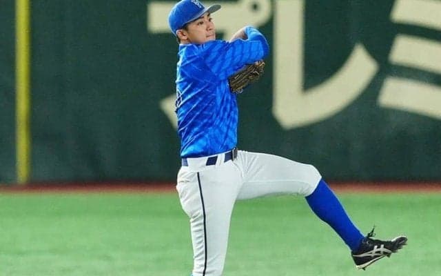 DeNAに現れた“メジャー級逸材”　敵地騒然の超絶美技が「身体能力お化けすぎる」