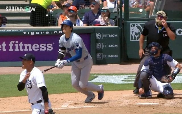 マジかよ！ヤバい世界だな… 大谷翔平の通算200号アーチでルーキー右腕に“異変”　開いた口が塞がらない…被弾直後の“愕然リアクション”