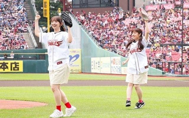 仙台に降臨した“女神コンビ”…ポニテ＆ツインテールを揺らした一投「疲れ全部吹き飛んだ」