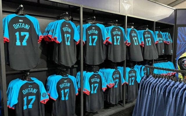 ジャッジが敵わぬ大谷翔平の“凄さ”　ユニが売り場独占…店員驚き「再入荷するほど」