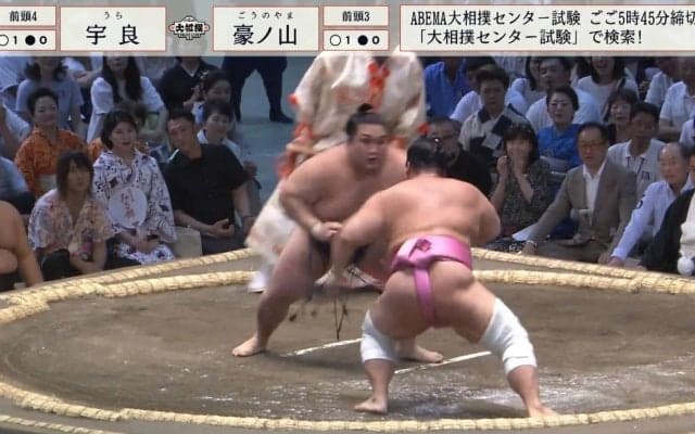 「最後すごかった」「突進したぞ」人気力士、土俵際に追い込まれてから驚異の大逆転“電車道”に館内は拍手喝采