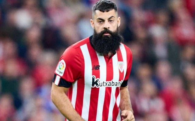 アラベスがアスレティックFWビジャリブレを完全移籍で獲得！1年ぶりの帰還に