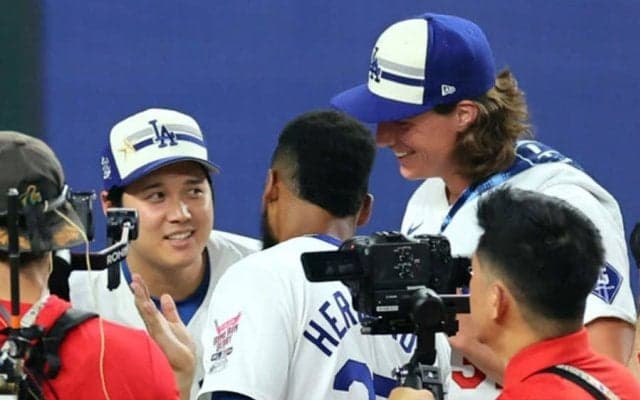 大谷翔平、HRダービーで同僚を応援　ゲレーロJr.らと登場…ソトから“無茶ぶり”も
