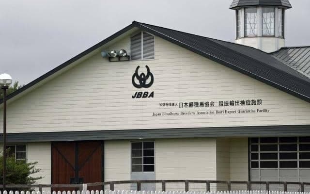 アドマイヤマーズなど南半球でシャトル供用を行う5頭の種牡馬が検疫終える