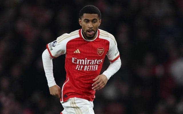 アーセナルで出番増やせぬ生え抜きリース・ネルソン、ロペテギ新監督率いるウェストハムが獲得交渉開始か