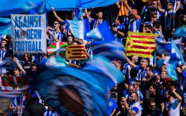 アラベスがFWストイチコフを完全移籍で獲得！エイバルでは得点源として活躍