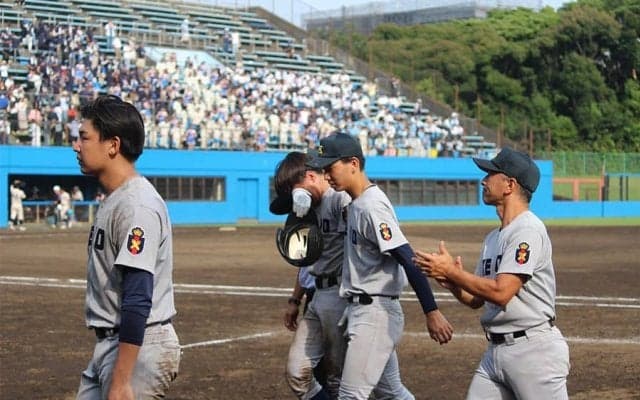 慶応敗退…主将は“謝罪”「申し訳ないです」　涙を浮かべた森林監督「1年分の重みが」