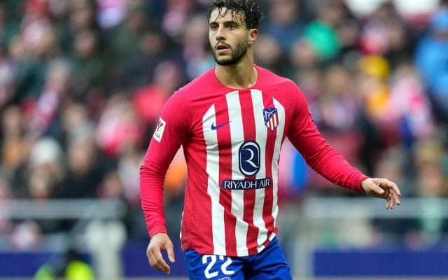 CB探すミランはフリーのDFエルモソと接触か、ナポリ、インテルも交渉中