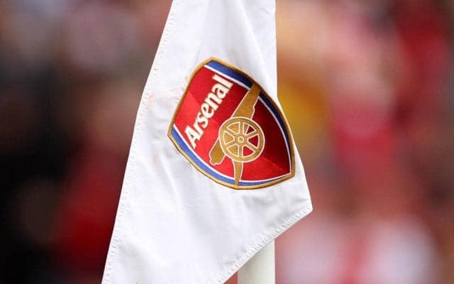 「美しいユニフォーム」「素晴らしい」アーセナルのアウェイユニは“ブラック”ベースのアフリカンカラー！ 斬新なカラーはファンから好評「これはカッコいい」