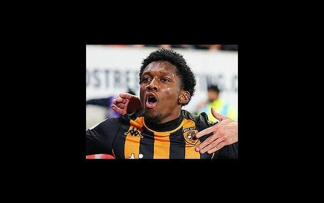 アストン・ビラがアカデミー育ちの逸材FWを1年で買戻…英2部屈指のドリブラー