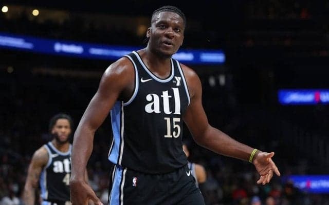 先発センターのハーテンシュタインが退団したニックス…獲得候補はクリント・カペラか？