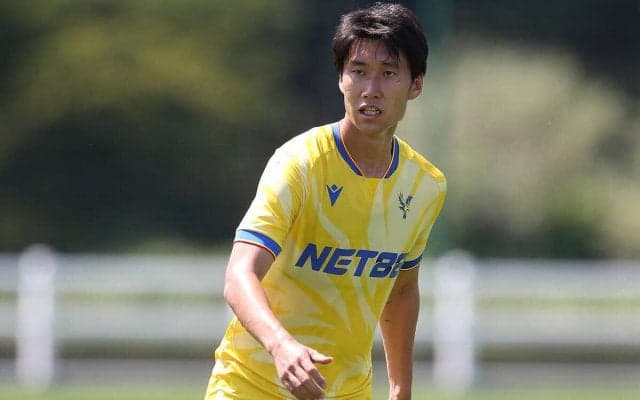 「特別な選手だ」「渋い仕事してる」鎌田大地がPSMのデビュー戦でいきなりアシスト！ 縦パスをダイレクトで丁寧に繋ぐ「早速アシスト」