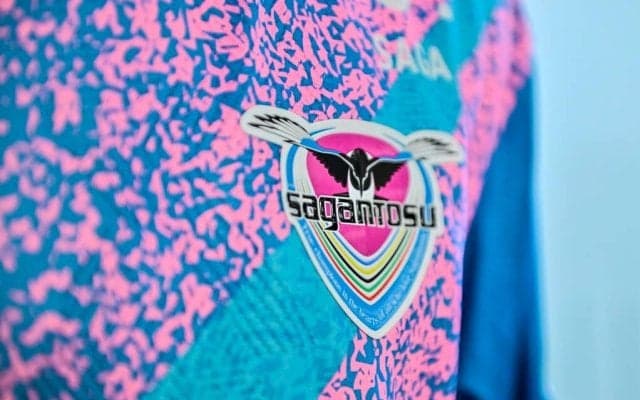 「ユニの鷲尾伶菜可愛すぎるうぅぅ」J1鳥栖のホッケーユニを着た元『E-girls』にファン興奮！「女神」「かわいすぎるんだが」などの声