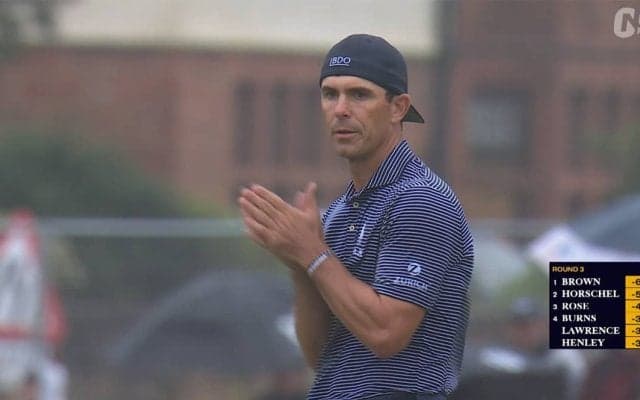 【動画】ホーシェル「69」で単独首位に　17番はアプローチをピタリと寄せて納得の表情