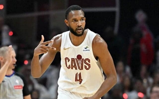 キャバリアーズの若手ビッグマン、エバン・モーブリーが5年約351億円の延長契約に合意