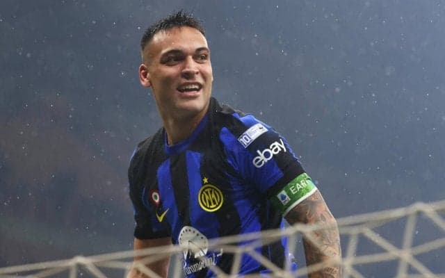 契約更新交渉続いたラウタロ、インテル会長が正式発表の予定明かす　「サインももらっている」