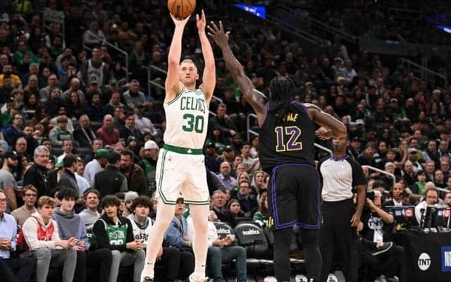 昨季覇者セルティックスのシューター、サム・ハウザーが4年約70億円の延長契約に合意