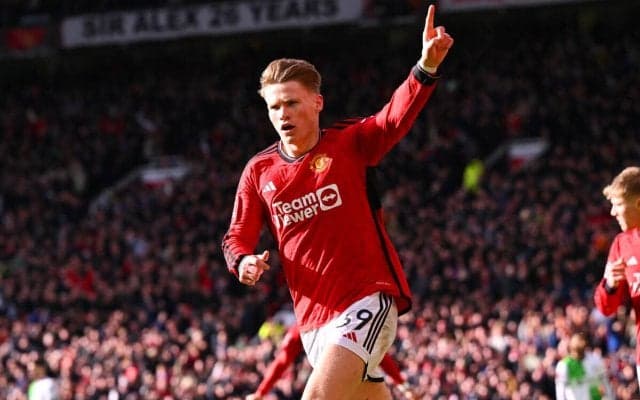 去就揺れるマクトミネイだが…指揮官テン・ハグ「チームにとって重要な選手から残したい」