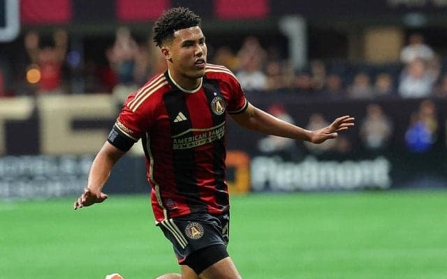 チェルシーが19歳のパリ五輪アメリカ代表SBのワイリーを完全移籍で獲得…6年＋1年契約、移籍金17.2億円