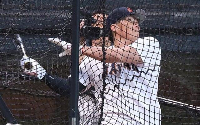 引退から2年も「現役の時と何も変わってない」　衰えぬ力…42歳の衝撃弾に「戻ってきて」