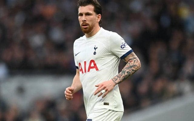 トッテナムで通算184試合出場のホイビュアがマルセイユへレンタル移籍、契約には買取義務OPが付随