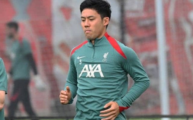 遠藤航は前途多難か…リバプール新体制初の対外試合で途中出場「キックオフに並ばなかった事実は興味深い」