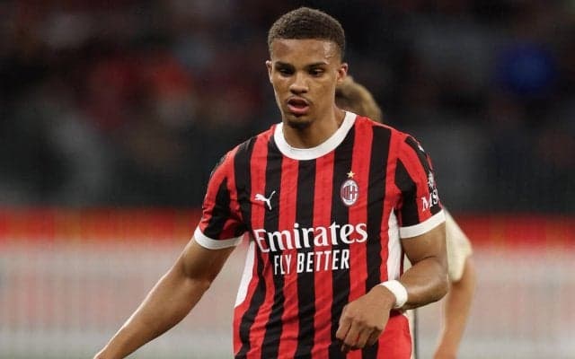 代理店の売り込みに食いついたニューカッスル…ミランが22歳CBマリック・チャウの売却を排除せず