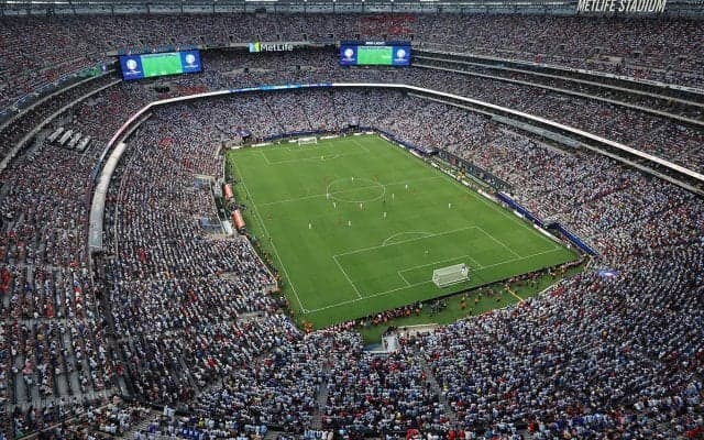 ２年後のワールドカップは北中米３カ国共催で観戦が大変　ビール１杯3000円など費用が半端ない！