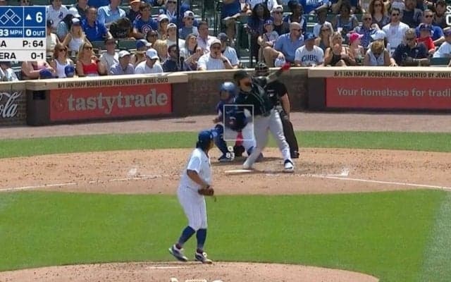 球場騒然！ 一体、何が起きた！？ 今永昇太のボールでハプニング発生… 相手打者が“ありえない三振”「怖すぎる」「飛ばしすぎだろ」